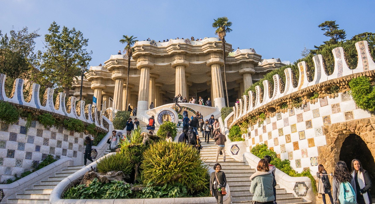 parc guell times y como llegar alli