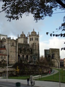 catedral oporto 225x300