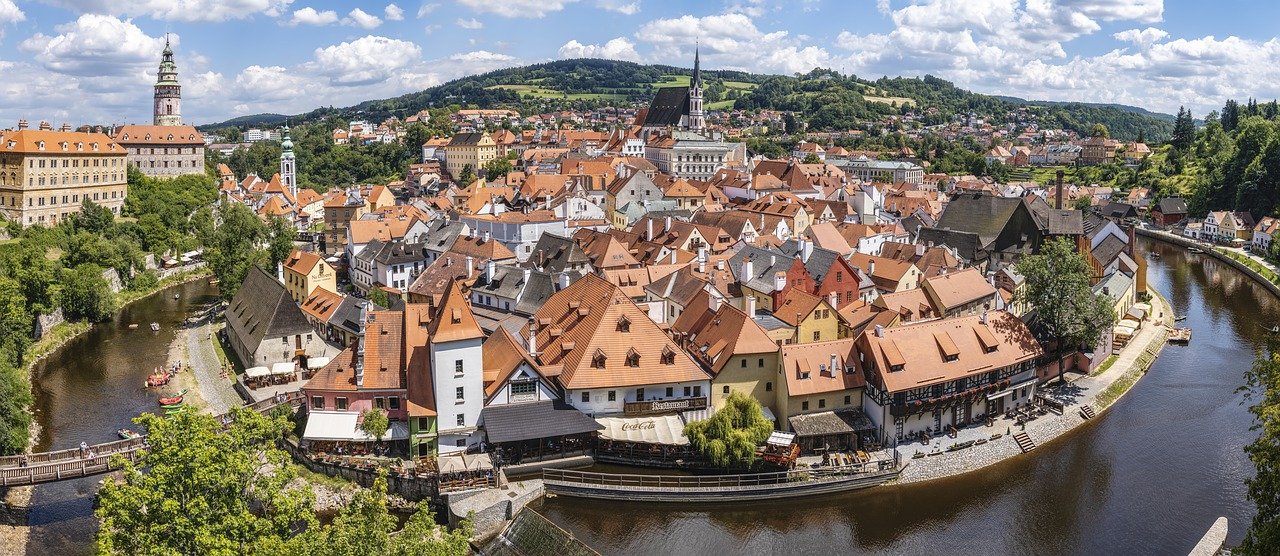 cesky krumlov 3557917 1280