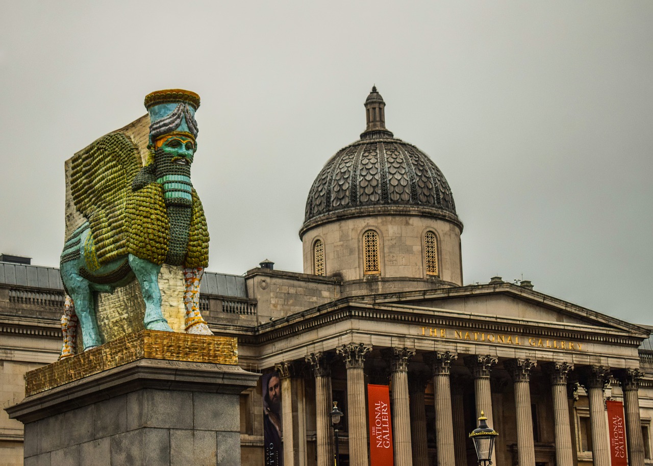 trafalgar square