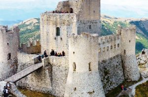 castello di rocca calascio 3 300x198